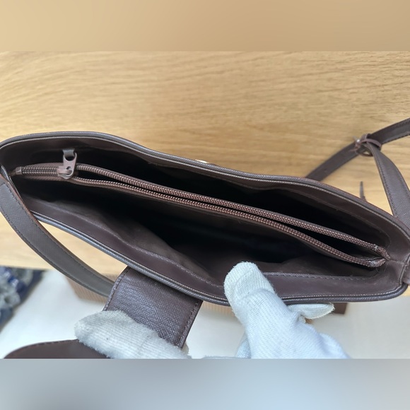 Burberrys Shouder Bag - Picture 6 of 15